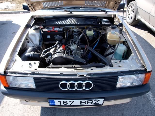 http://i357.photobucket.com/albums/oo11/alekseirjazanov/Audi%2080%20B2/P4102520.jpg