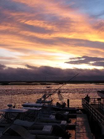 sunset-at-sunset-pier.jpg