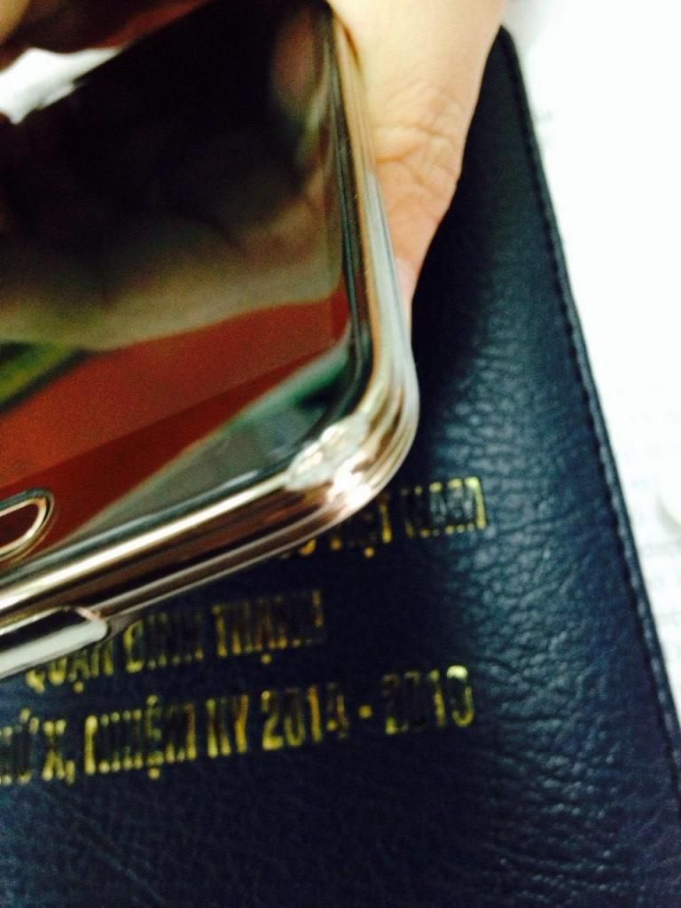 Bán Samsung Galaxy S5 Gold hàng chính hãng mới 95%